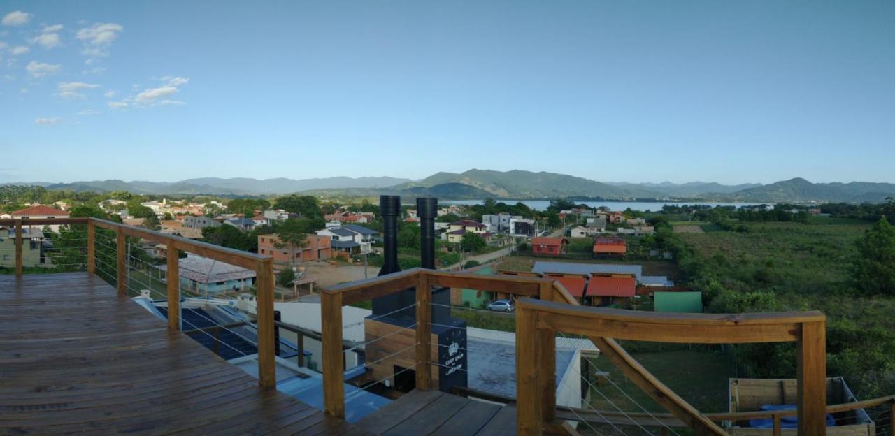 Lake View Guest House Praia do Rosa Exterior foto